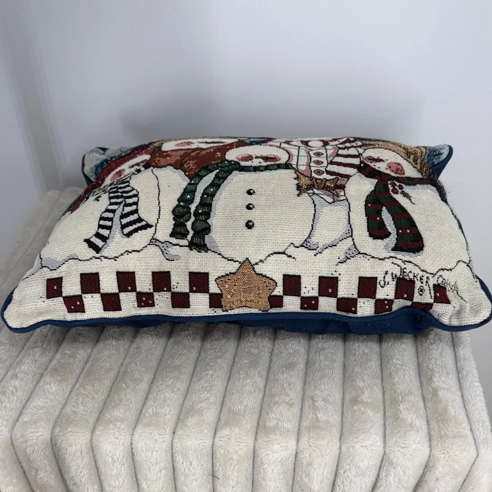 Vintage Snowman Family tapestry accent pillow Holiday Christmas Decor 17” x 12”